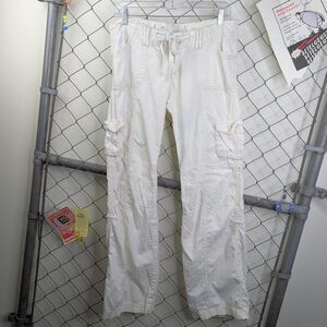 Coastal Girl Hollister Cargos 🌊